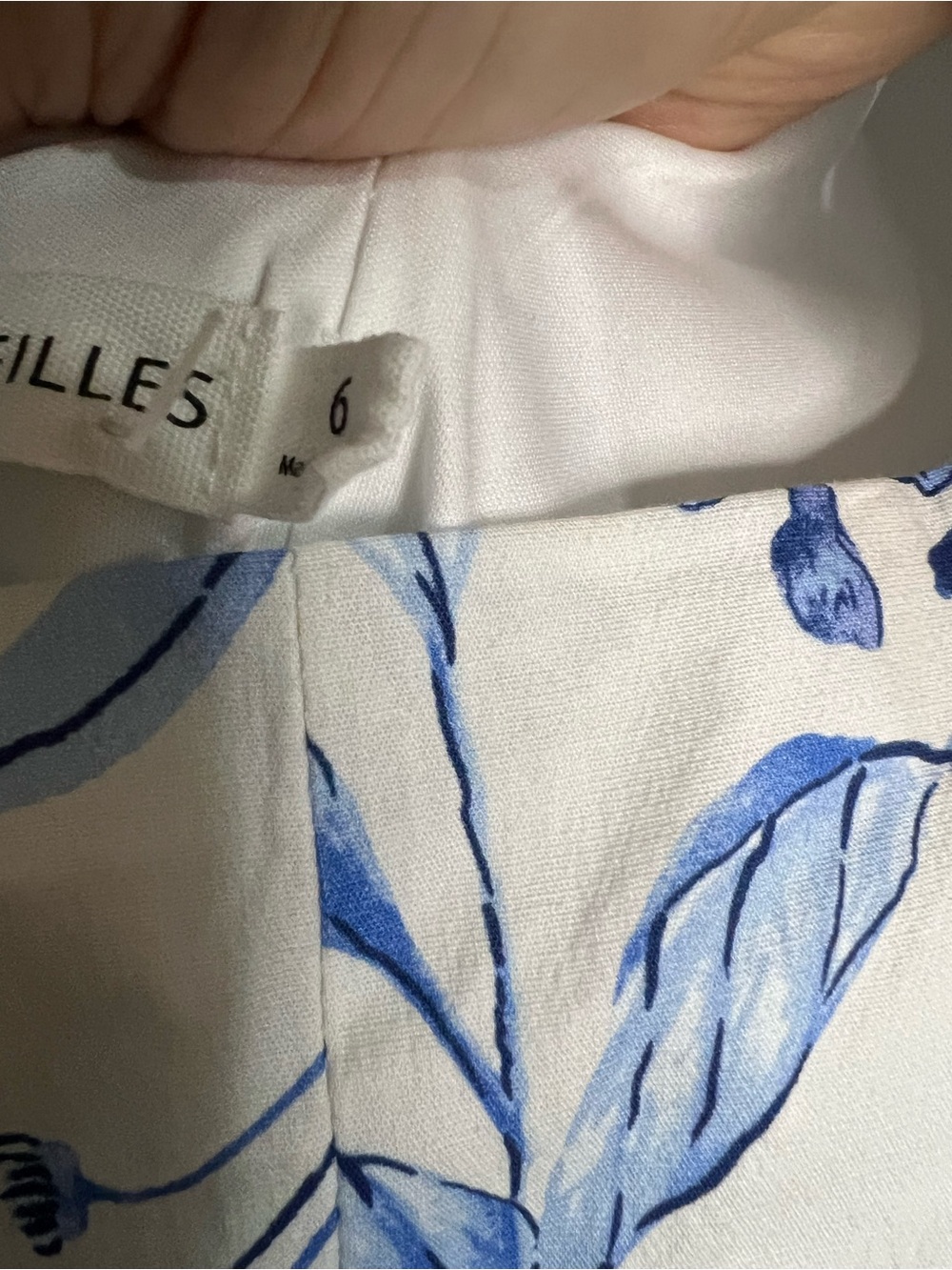 Avec Les Filles Blue White Floral‎ Mini Dress - Picture 6 of 10